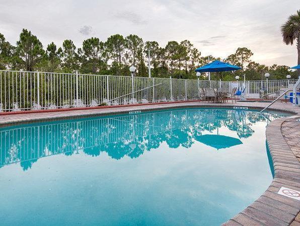 Hotel Days & By Wyndham Pierce I-95